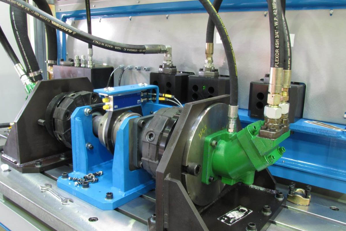 Hydraulic test bench